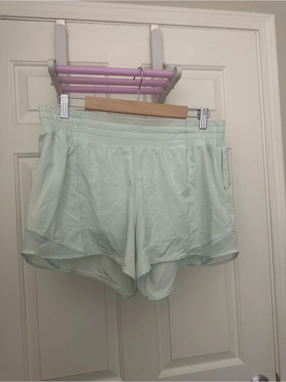 Lululemon Hotty Hot High-Rise Shorts